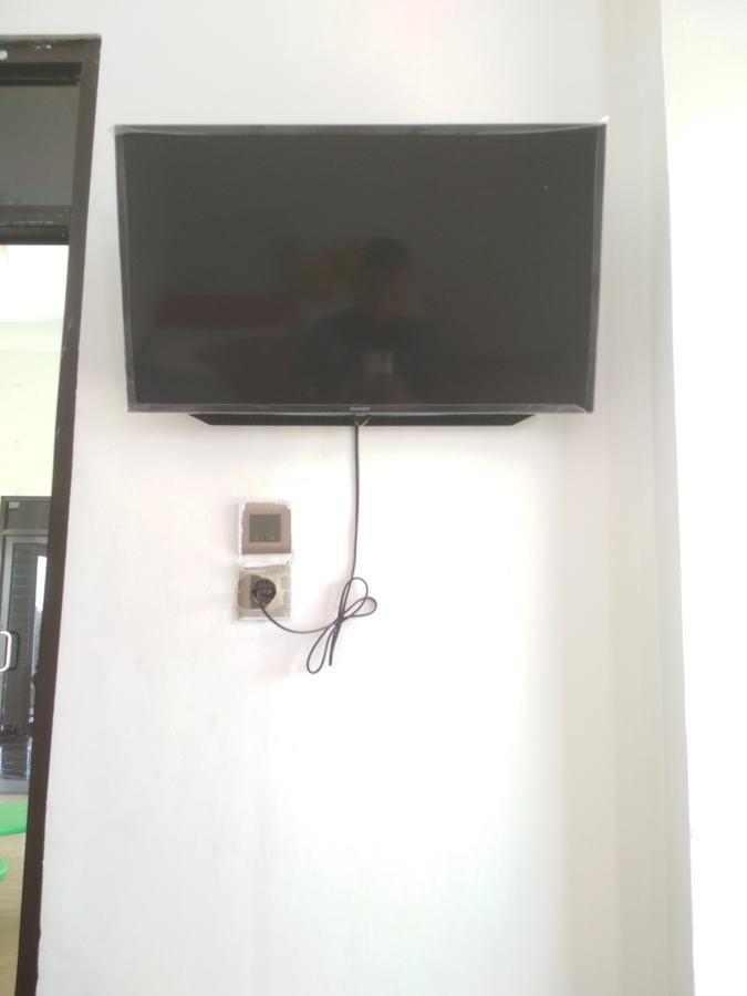 Almira Homestay Jambi Ngoại thất bức ảnh