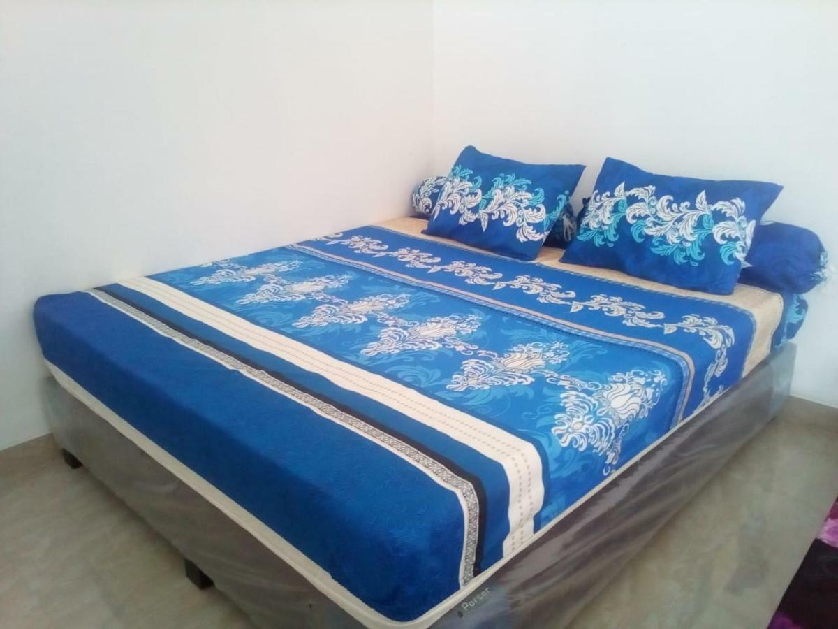Almira Homestay Jambi Ngoại thất bức ảnh